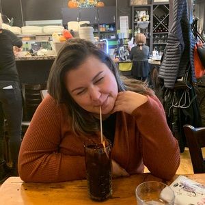 Meet your Posher, Rachel